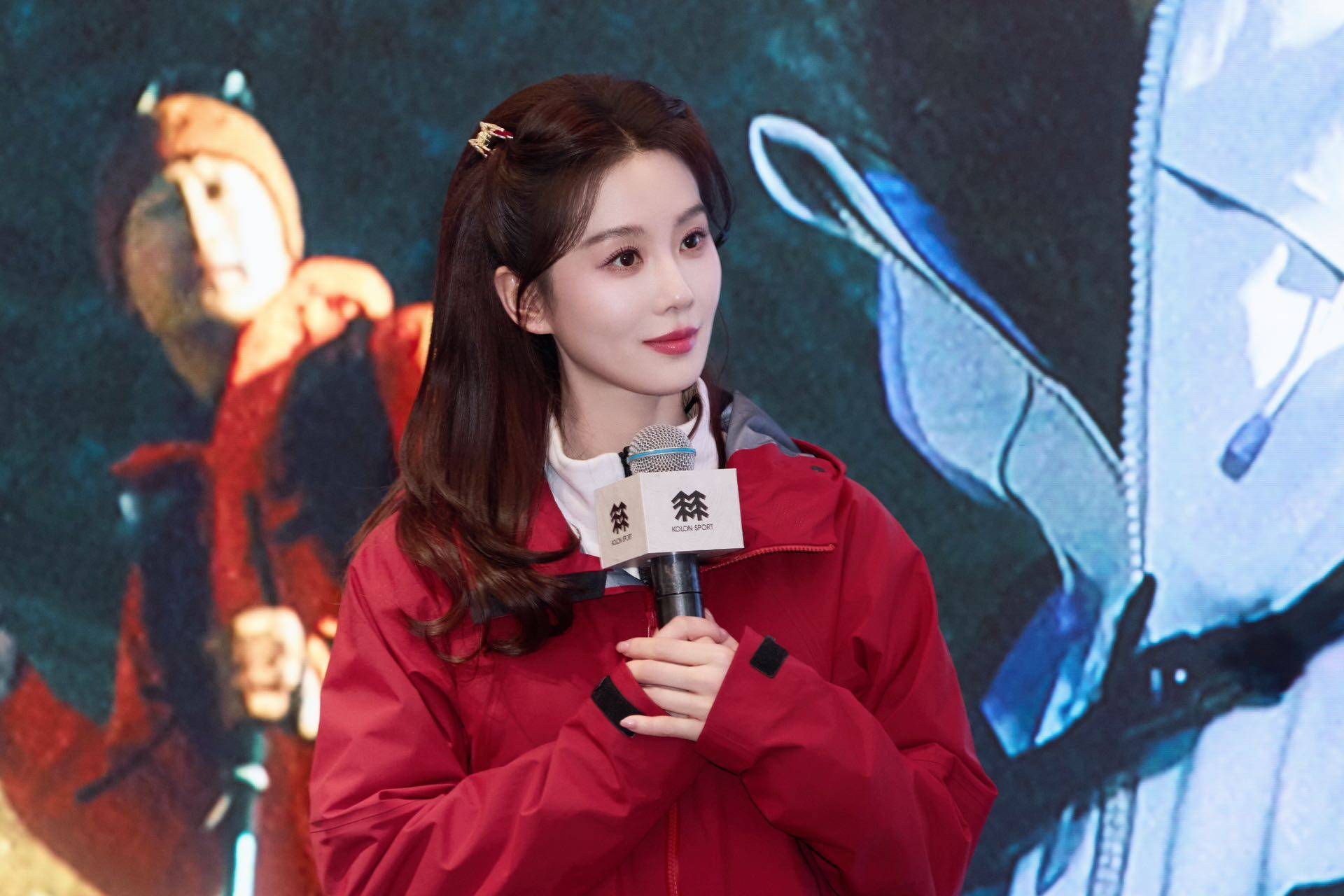 面！女大装扮+宠粉送咖啡双向心动开元棋牌刘诗诗北京活动再现名场(图7)